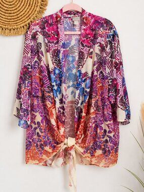 Chico's Vibrant Floral Asymmetric Artsy Floral Open Front Kimono Cardi SZ Large